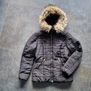 Doudoune noire capuche H&M
