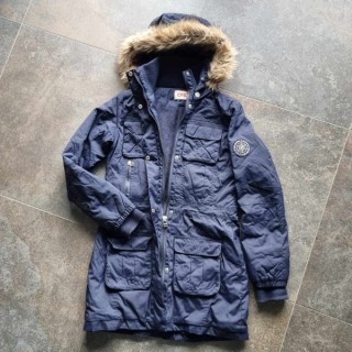 Veste longue bleue à capuche