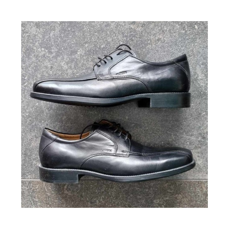 Chaussures noires Geox