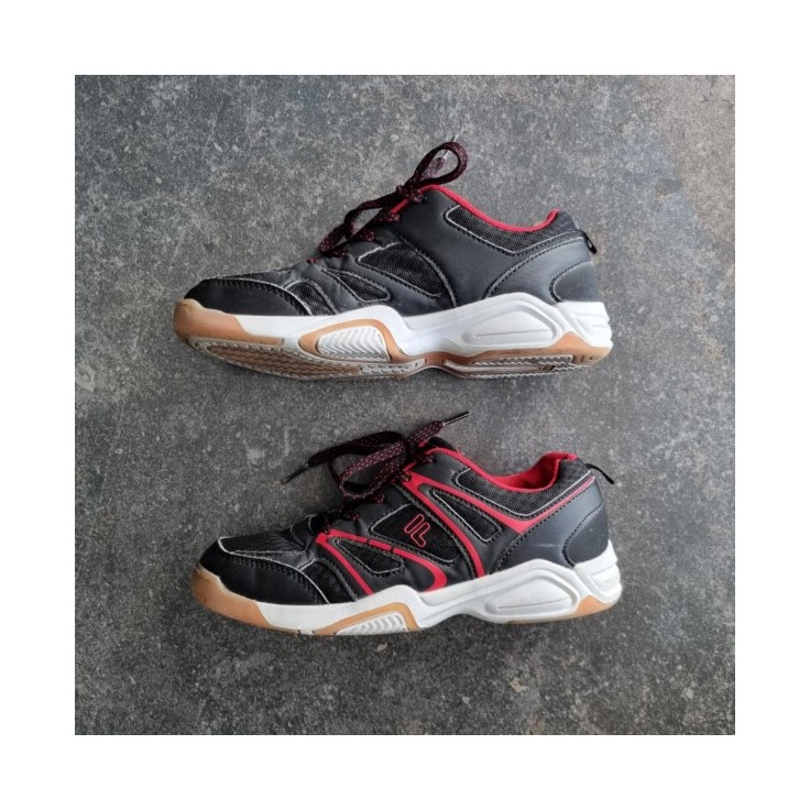 Baskets noires rouge Fila