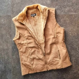 Gilet en daim fourré BBG